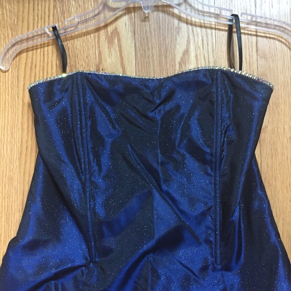 Jessica McClintock Dresses & Skirts - Navy formal dress